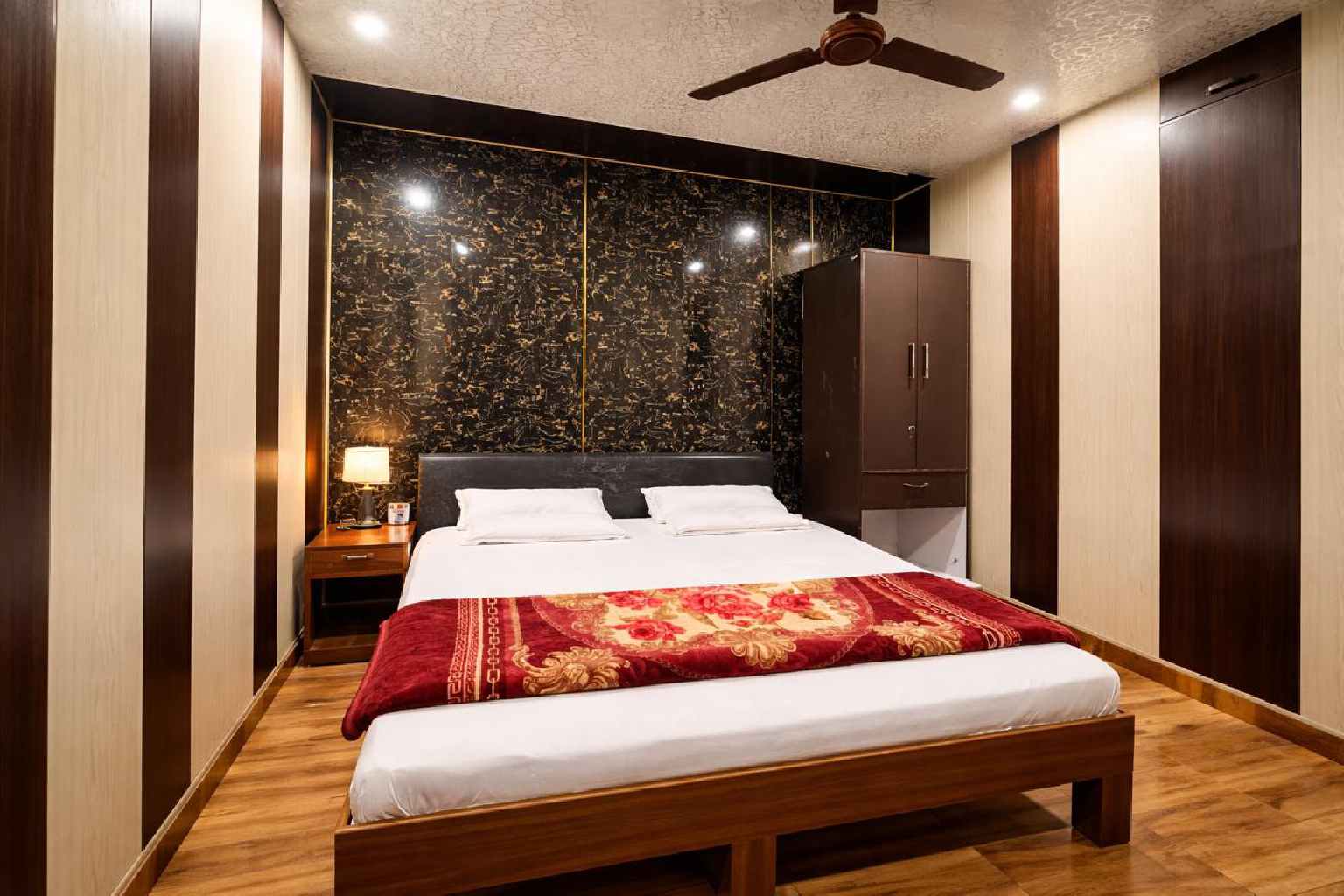 Hotel Sunrahi